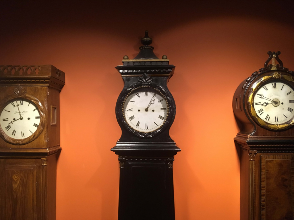 the-best-grandfather-clock-craftsmen-in-the-world